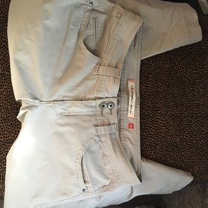 Great Christopher Blue cargo pocket capris!